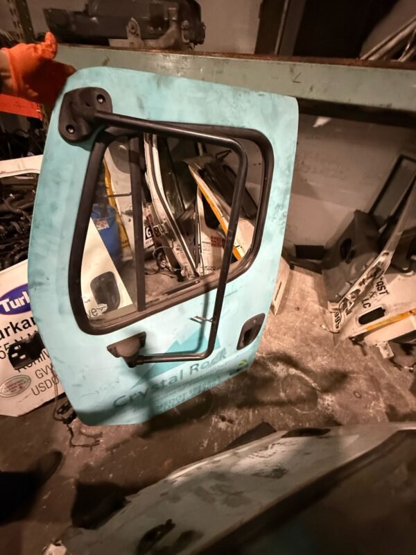 Used Door Freightliner M2 - Image 10
