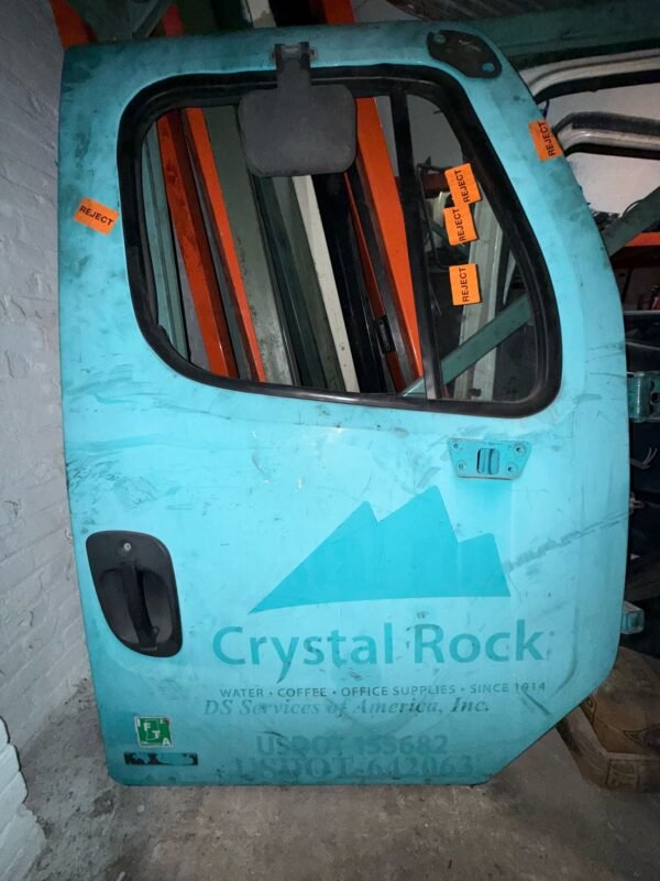 Used Door Freightliner M2 - Image 8